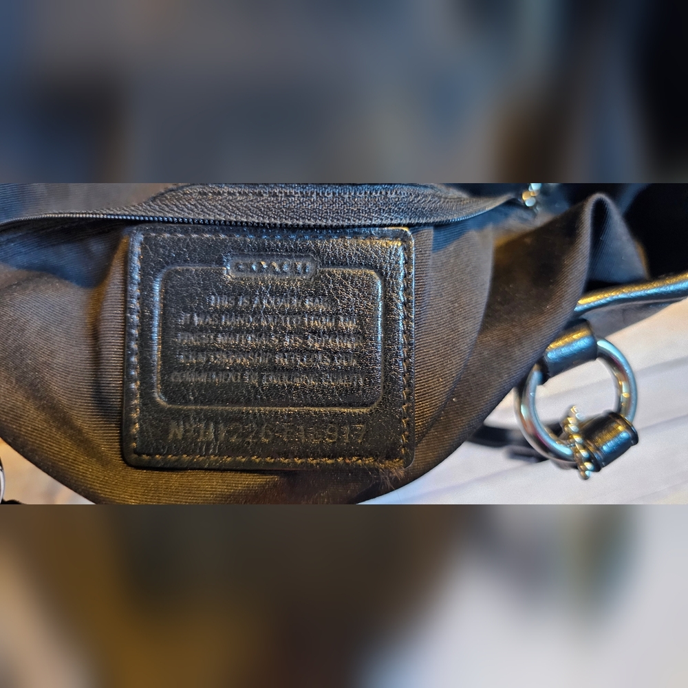 Coach Black Signature Tote Bag - Picture 5 of 8